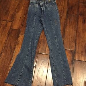 A&F Jeans Ultra High Rise Flare 6/28 NWT